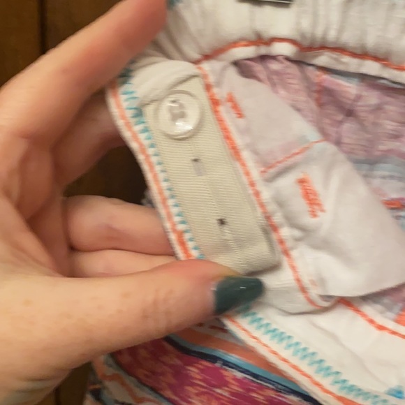 Printed shorts girls size 6 - Picture 4 of 5